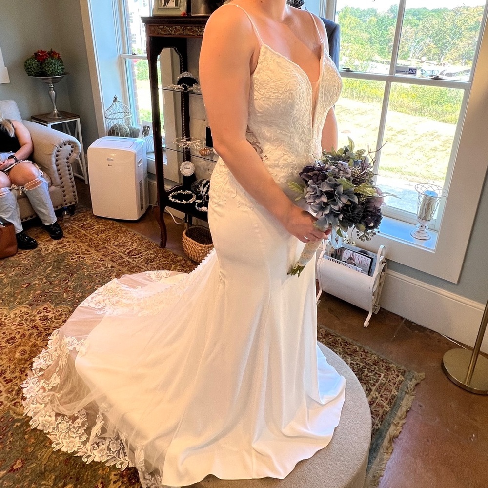 Essence of Australia Wedding Dress